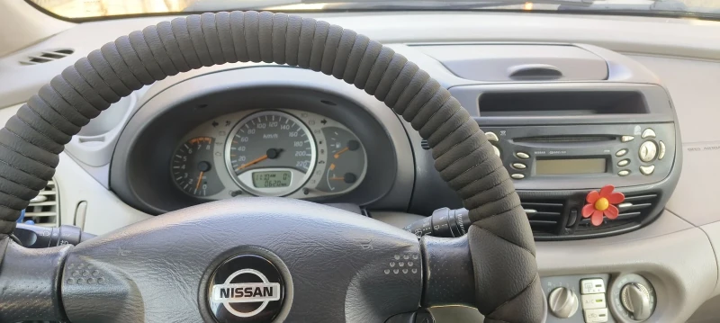 Nissan Almera tino 1.8 бензин/газ, снимка 4 - Автомобили и джипове - 52777292