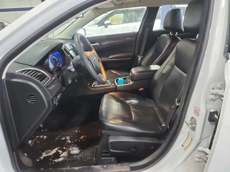 Chrysler 300c * 300 TOURING L * CARFAX * PANORAMA* ПОДГРЕВИ, снимка 5 - Автомобили и джипове - 53565030