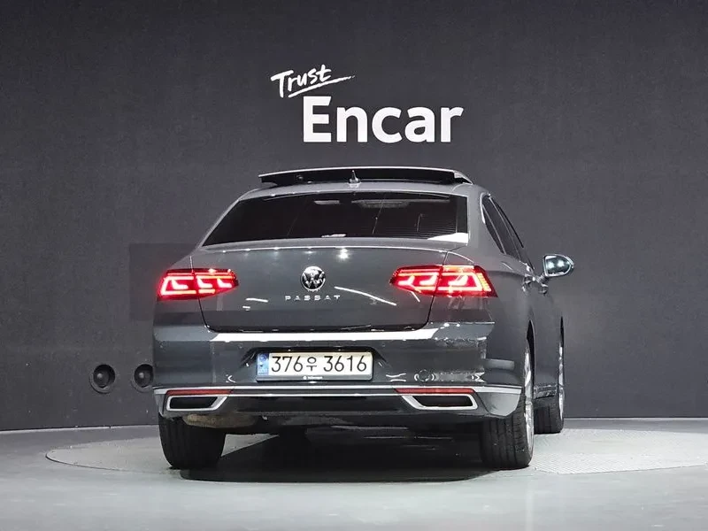VW Passat 2.0 Tdi Prestige, снимка 4 - Автомобили и джипове - 56116498
