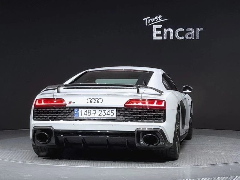 Audi R8 5.2 V10 Performance Coupe| 620к.с., снимка 4 - Автомобили и джипове - 56162205