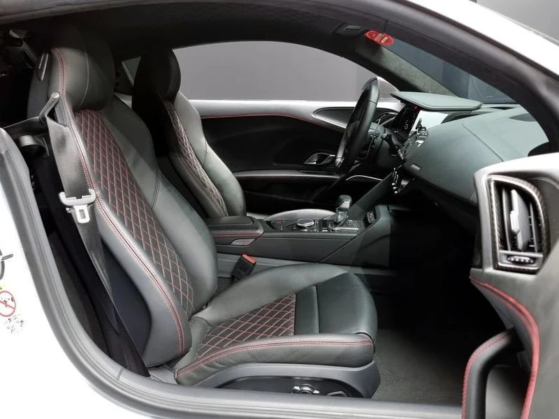 Audi R8 5.2 V10 Performance Coupe| 620к.с., снимка 11 - Автомобили и джипове - 56162205