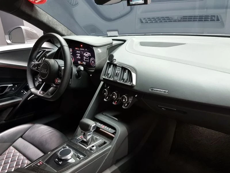 Audi R8 5.2 V10 Performance Coupe| 620к.с., снимка 12 - Автомобили и джипове - 56162205