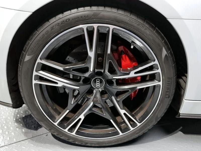 Audi R8 5.2 V10 Performance Coupe| 620к.с., снимка 5 - Автомобили и джипове - 56162205