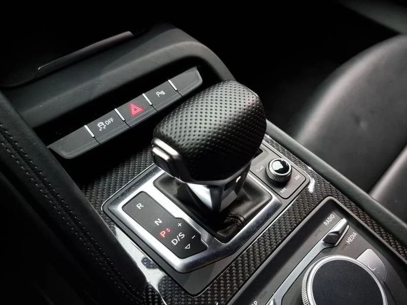 Audi R8 5.2 V10 Performance Coupe| 620к.с., снимка 9 - Автомобили и джипове - 56162205