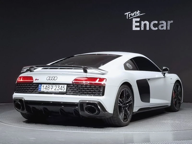 Audi R8 5.2 V10 Performance Coupe| 620к.с., снимка 2 - Автомобили и джипове - 56162205