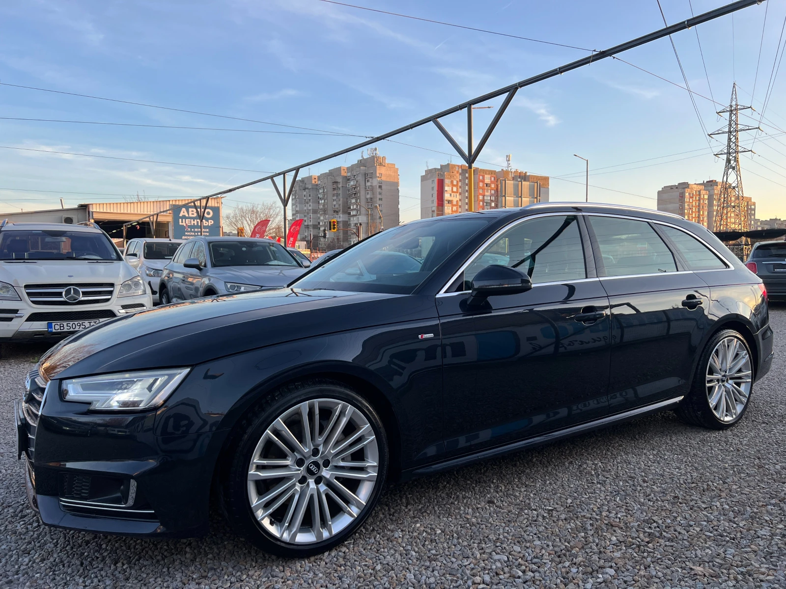 Audi A4 3.0TDI/3xS-LINE/QUATTRO/HEAD UP/СЕРВИЗНА ИСТОРИЯ, снимка 1