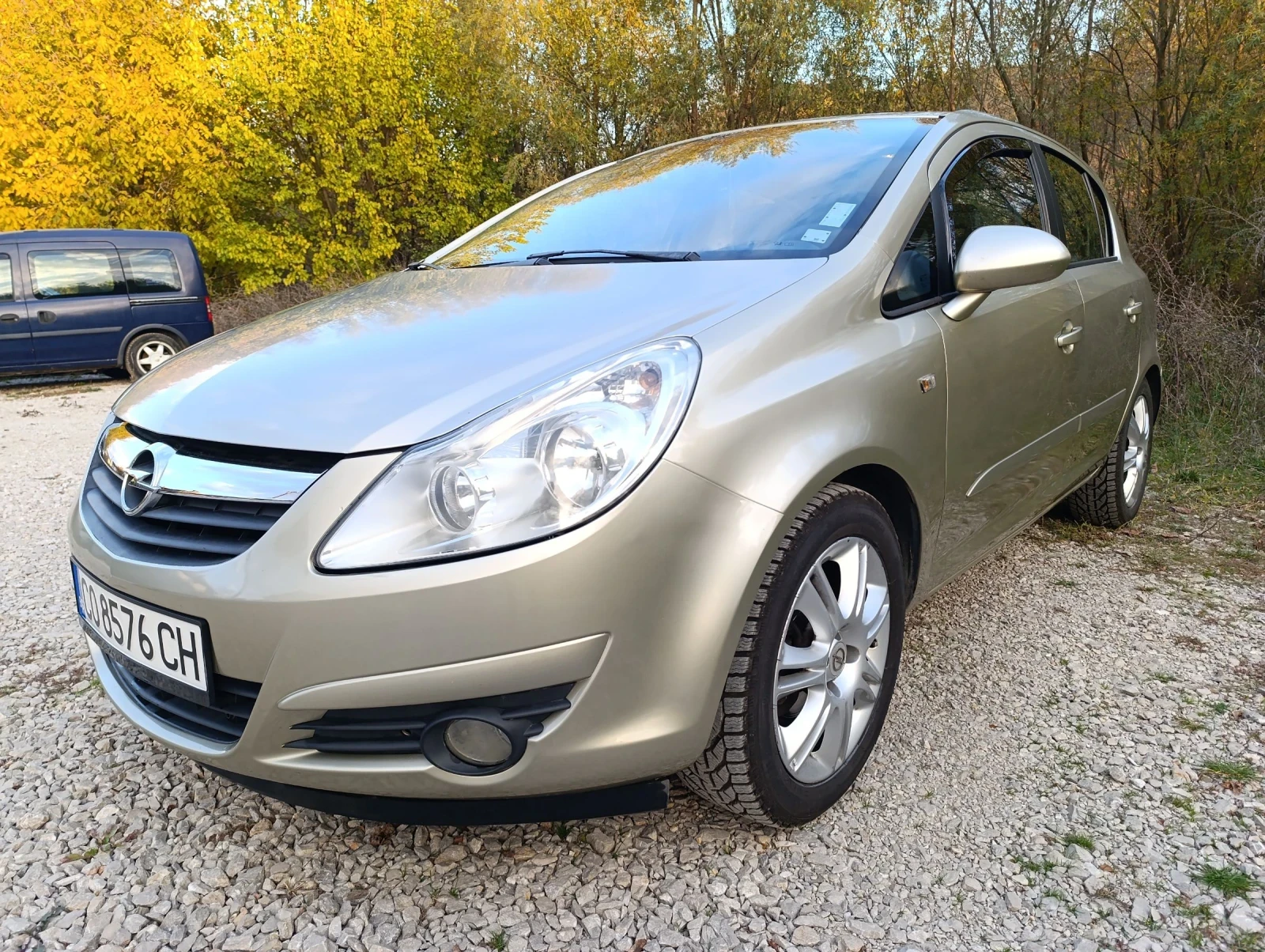 Opel Corsa Cosmo - изображение 2