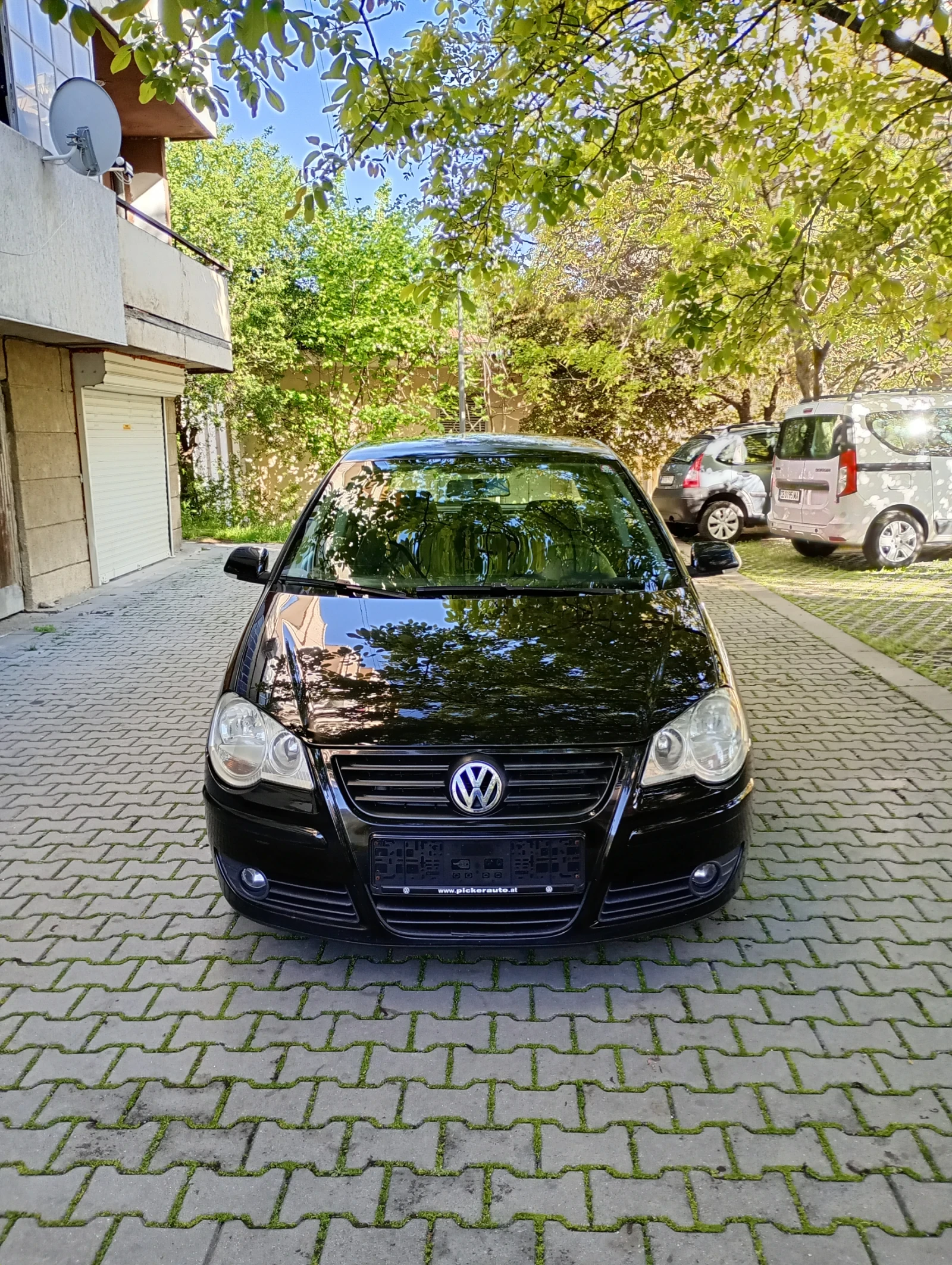 VW Polo 1.4 TDI Facelift 80hp Климатроник Халогени Уникалн - изображение 3