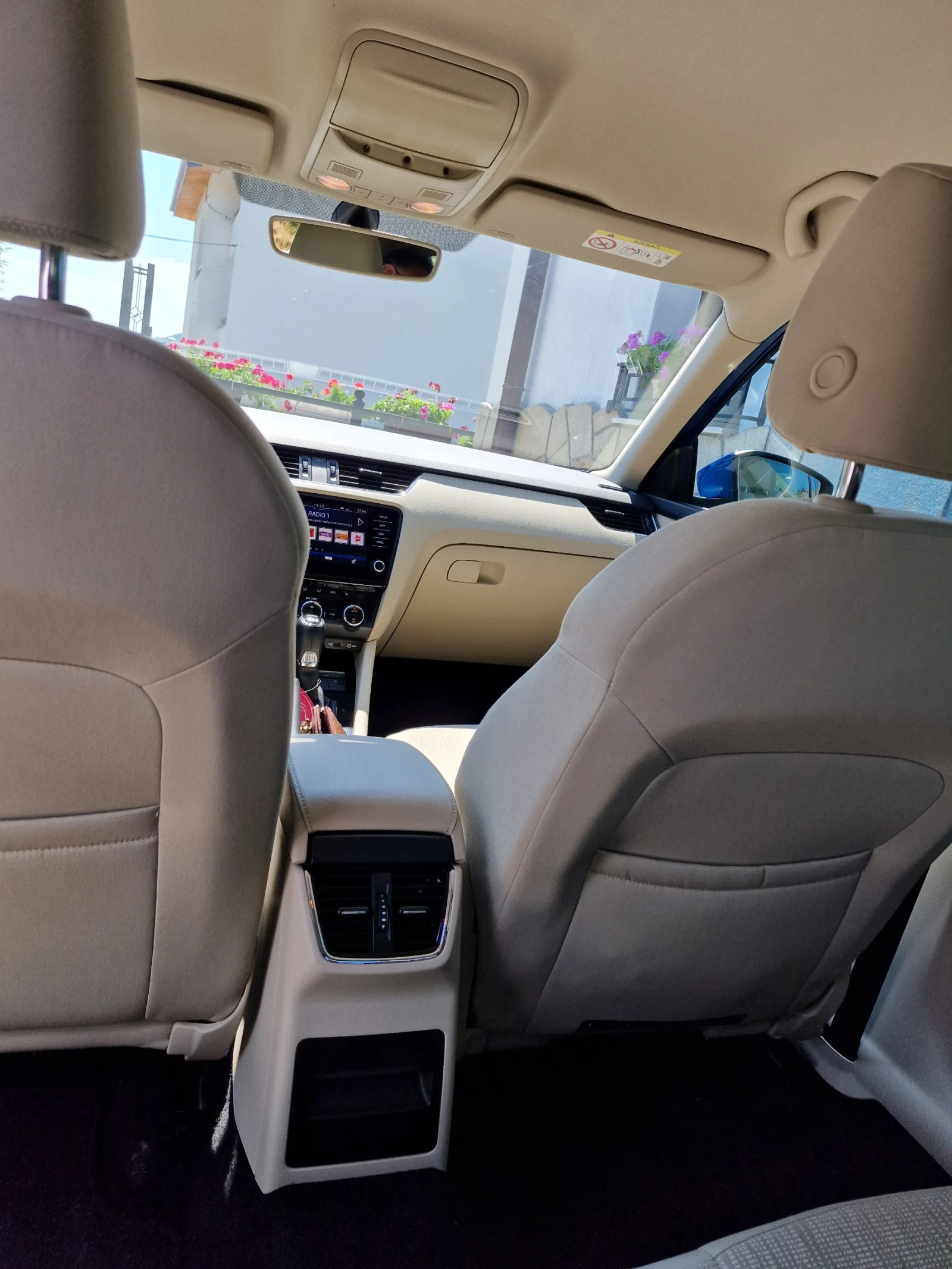Skoda Octavia 1.8, 4x4, фейслифт - изображение 10