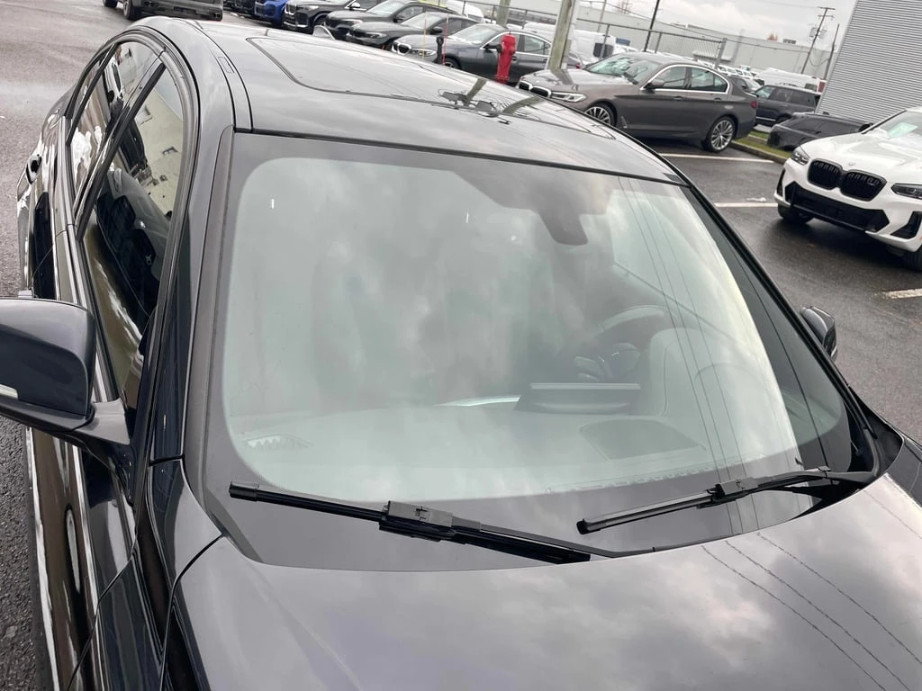 BMW 330 i xDrive * CARFAX *    | Mobile.bg   6