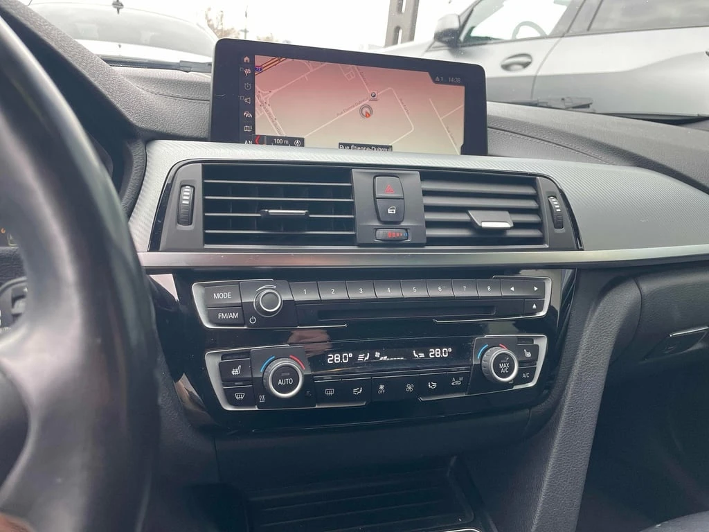 BMW 330 i xDrive * CARFAX *    | Mobile.bg   10