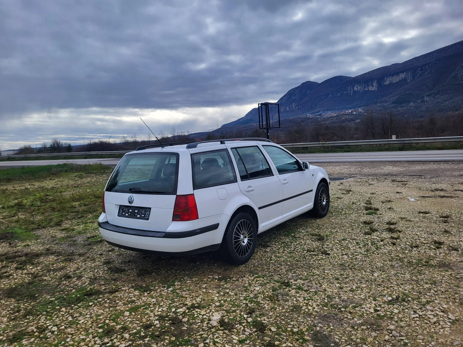 VW Golf 1.9TDi - изображение 5