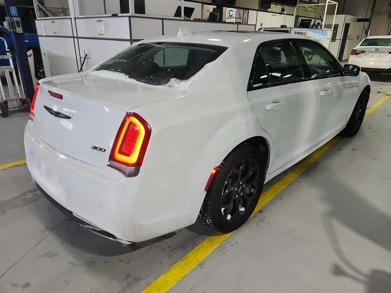 Chrysler 300c * 300 TOURING L * CARFAX * PANORAMA* ПОДГРЕВИ - изображение 3