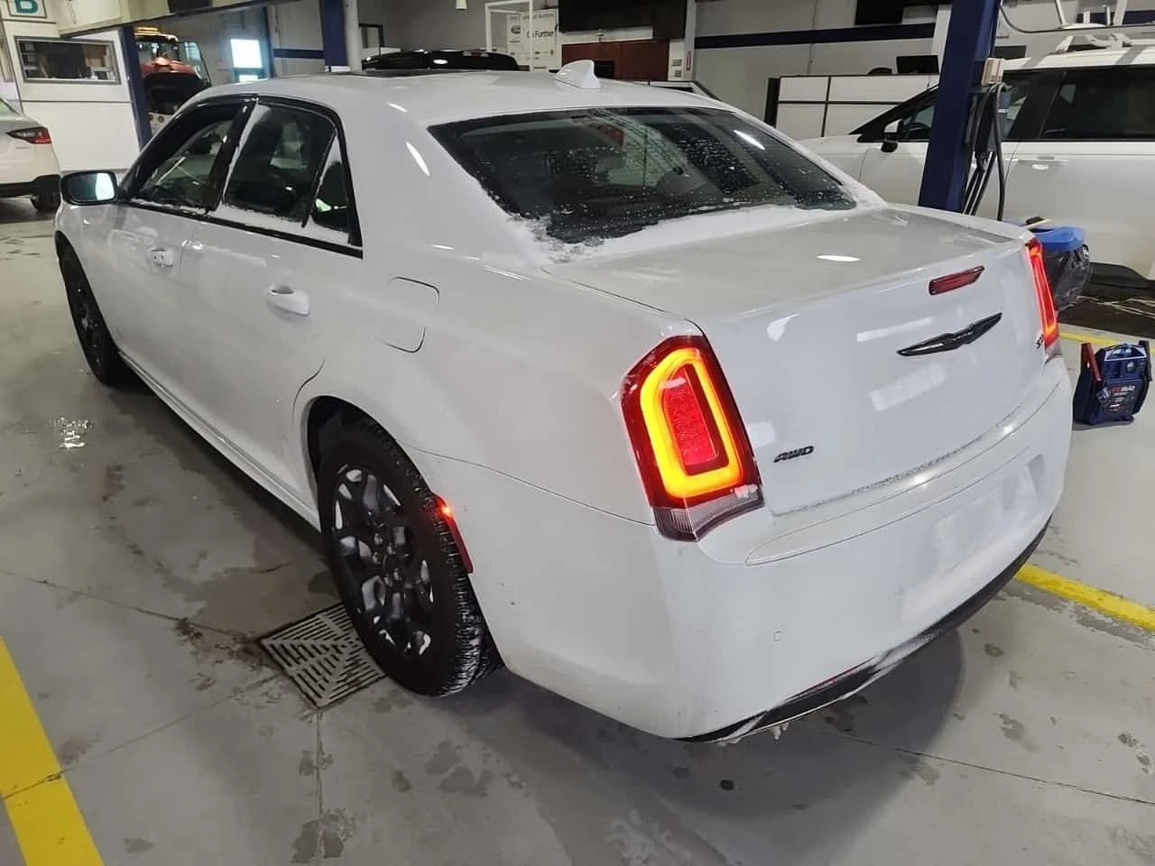 Chrysler 300c * 300 TOURING L * CARFAX * PANORAMA* ПОДГРЕВИ - изображение 4