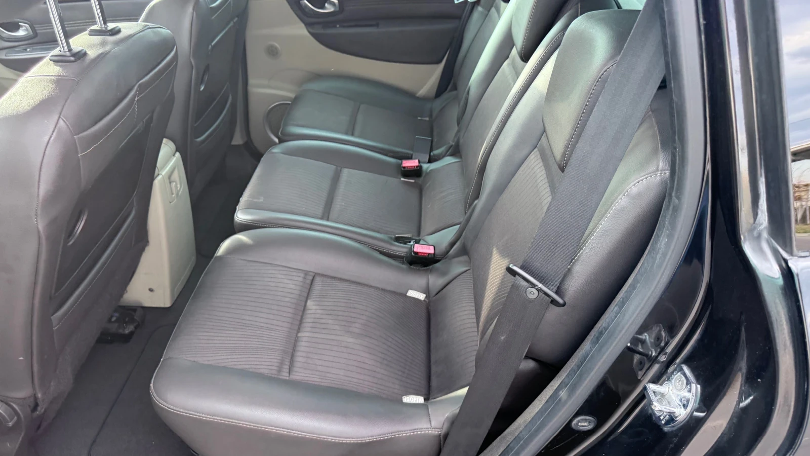 Renault Scenic * 2.0DCI* KOJA* KEYLESS* NAVI* , снимка 11 - Автомобили и джипове - 54075358