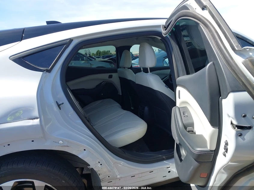 Ford Mustang Mach-E Premium RWD * Крайна цена до БГ* , снимка 8 - Автомобили и джипове - 54207423