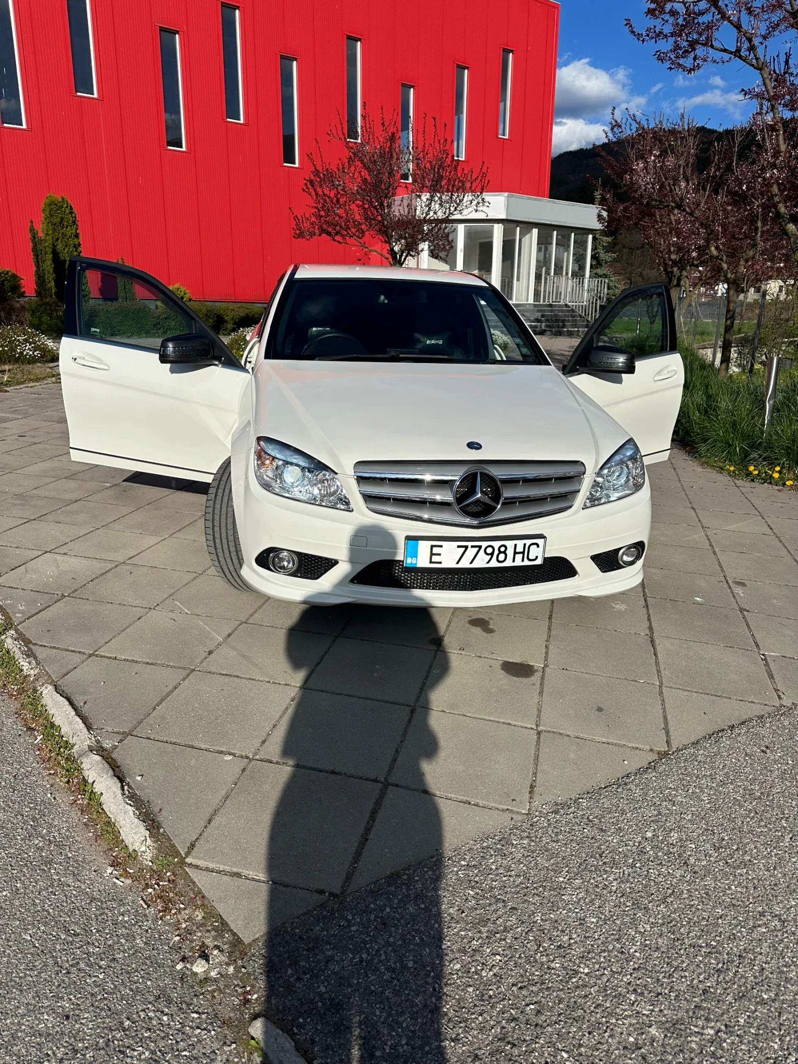 Mercedes-Benz C 350, снимка 12 - Автомобили и джипове - 54297341