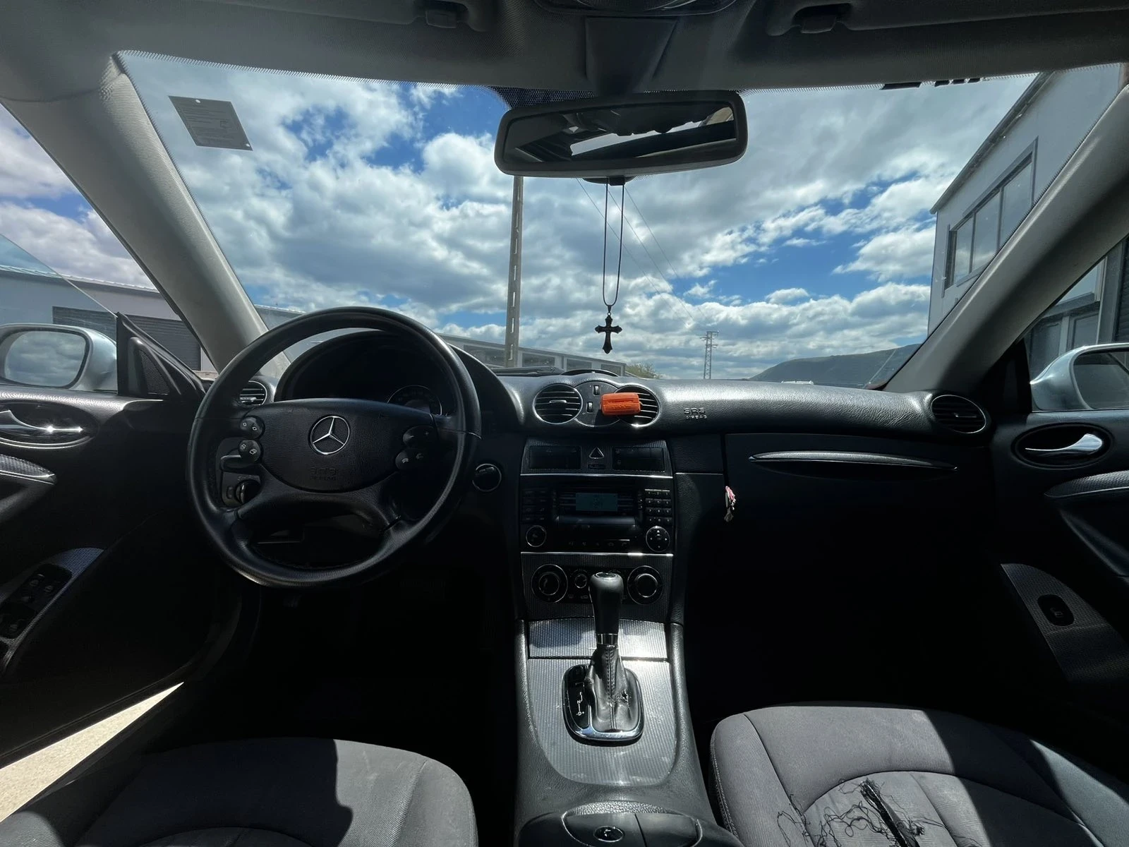 Mercedes-Benz CLK, снимка 8 - Автомобили и джипове - 54397283