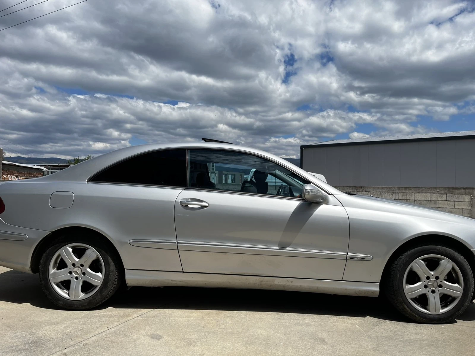 Mercedes-Benz CLK, снимка 2 - Автомобили и джипове - 54397283
