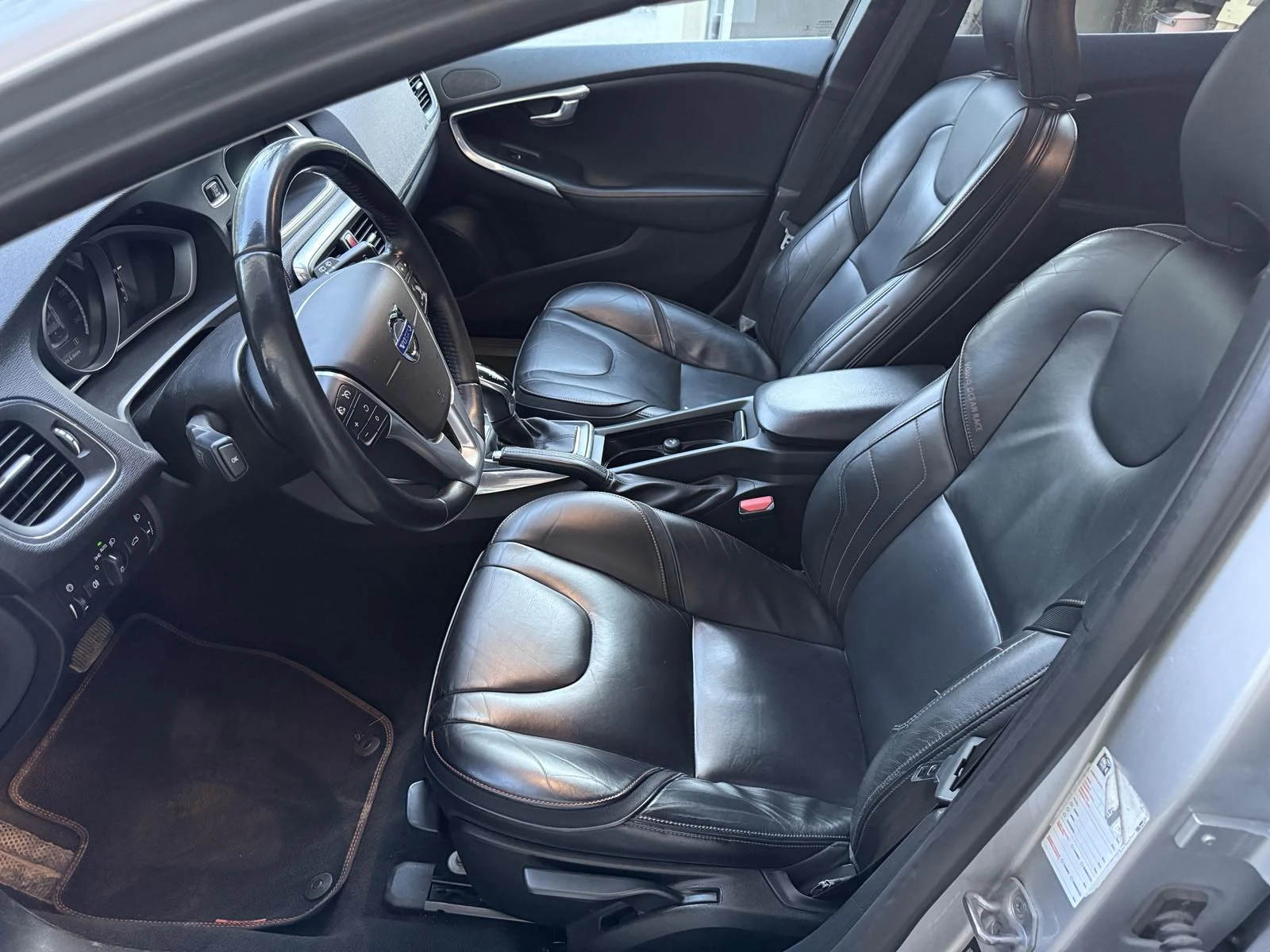 Volvo V40 Ocean Race, снимка 14 - Автомобили и джипове - 54445553
