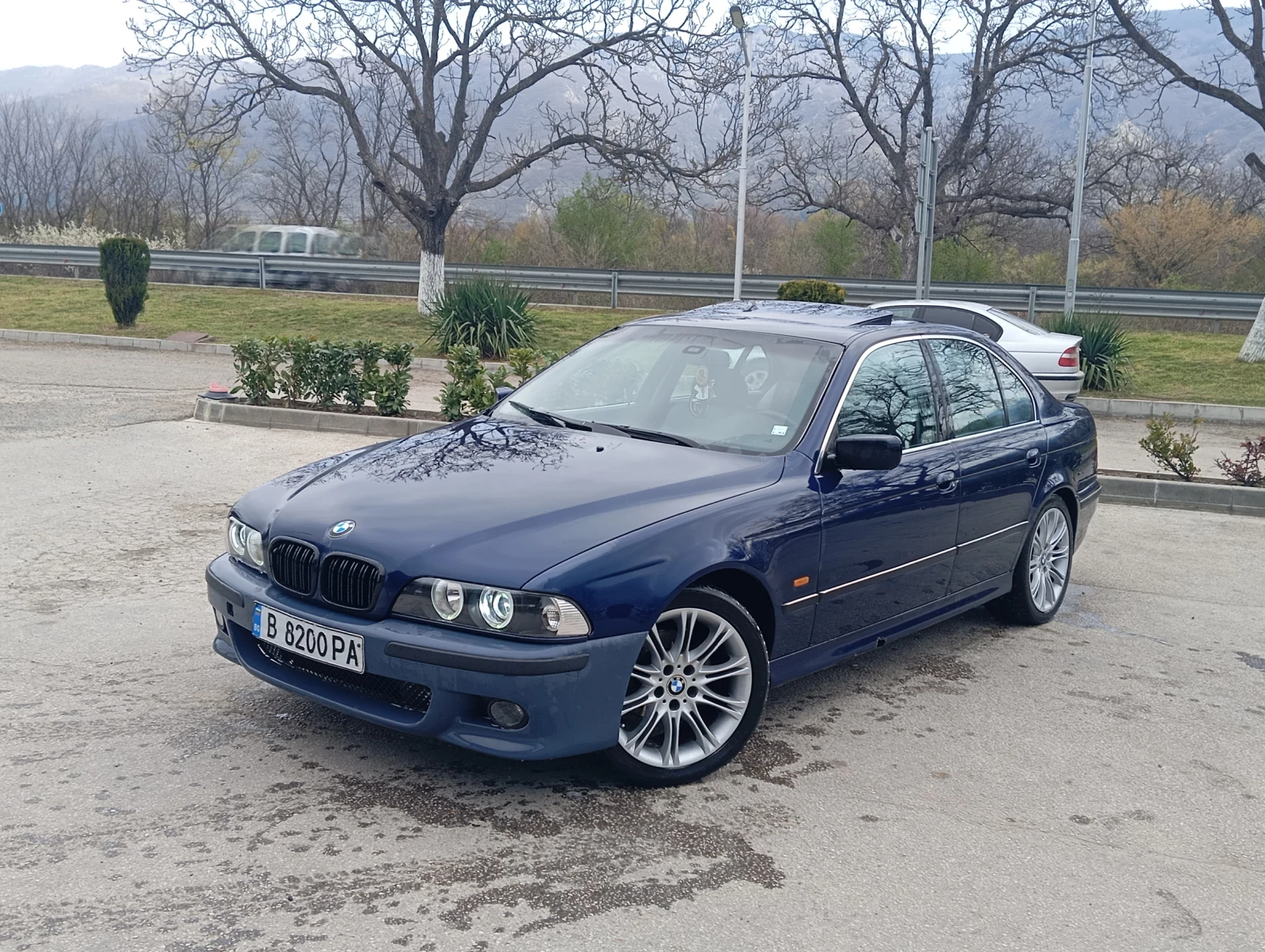 BMW 525