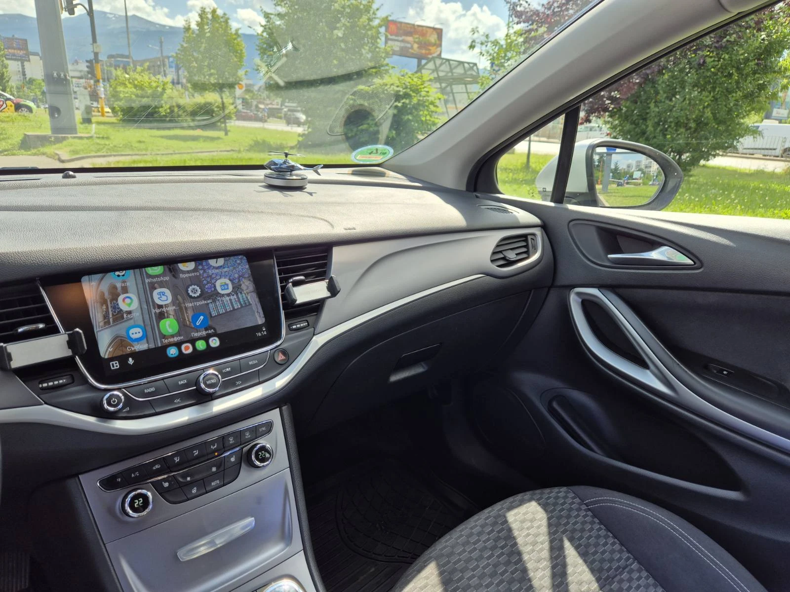 Opel Astra, снимка 4 - Автомобили и джипове - 54855745