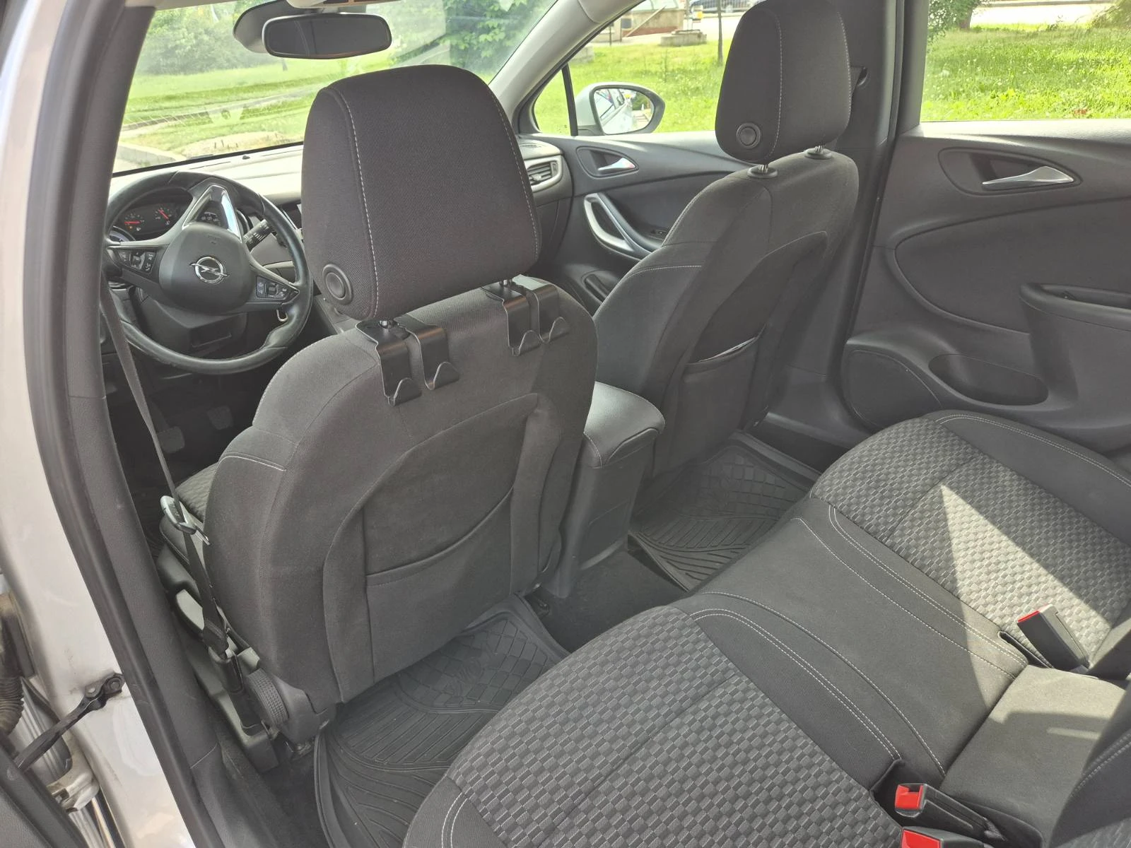 Opel Astra, снимка 14 - Автомобили и джипове - 54855745