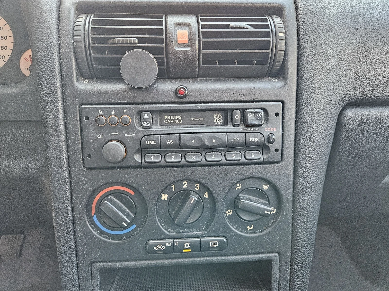Opel Astra Уникат !!, снимка 10 - Автомобили и джипове - 54974866