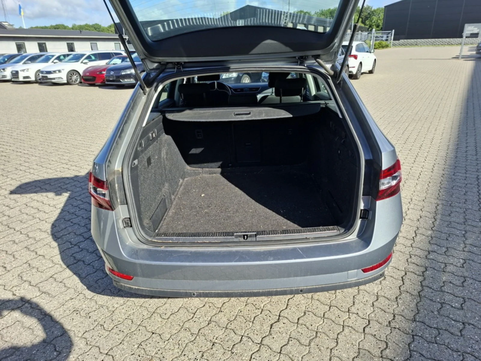 Skoda Superb Style | 1.4 TSI 150hp | 6M | Xenon, снимка 12 - Автомобили и джипове - 55002818