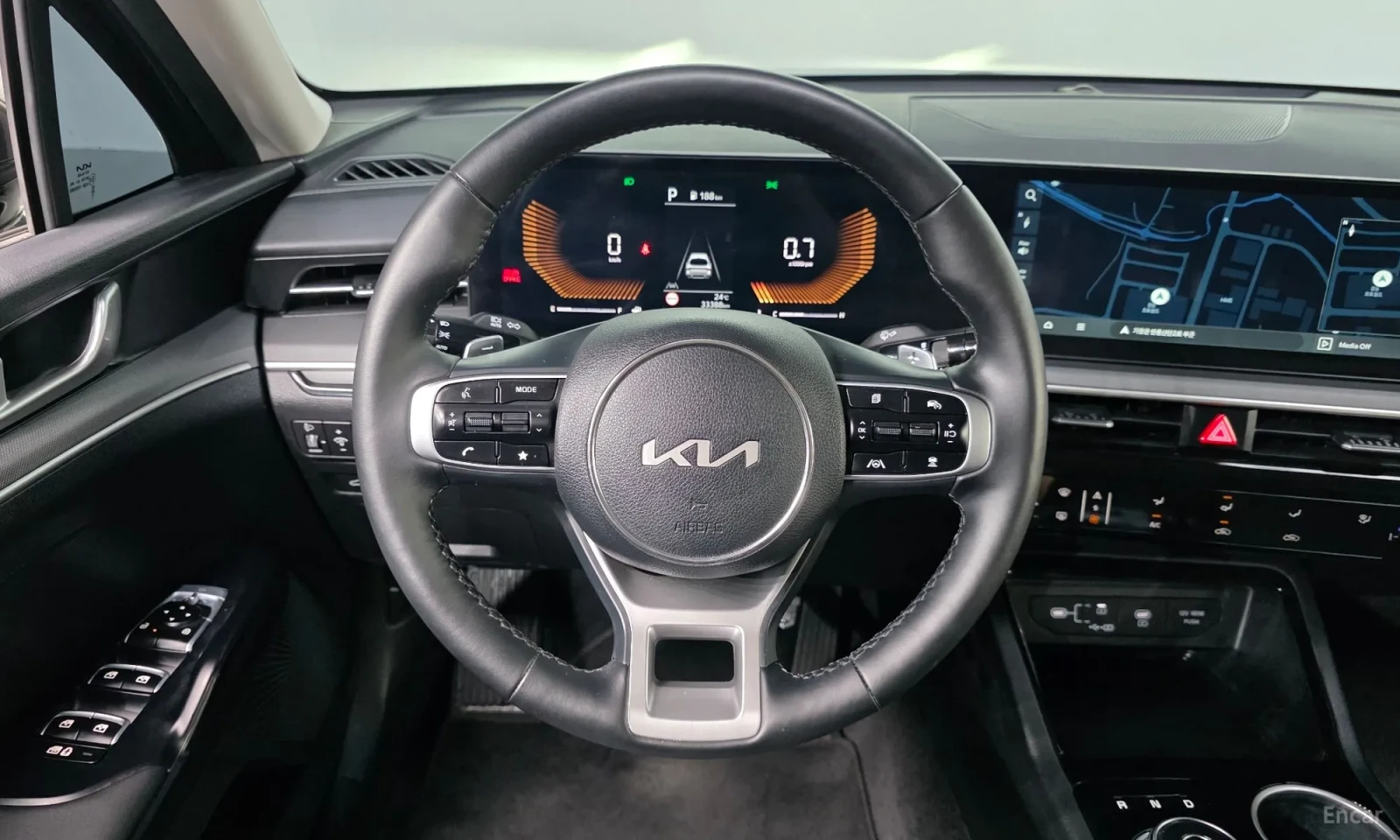 Kia K5, снимка 13 - Автомобили и джипове - 55217217