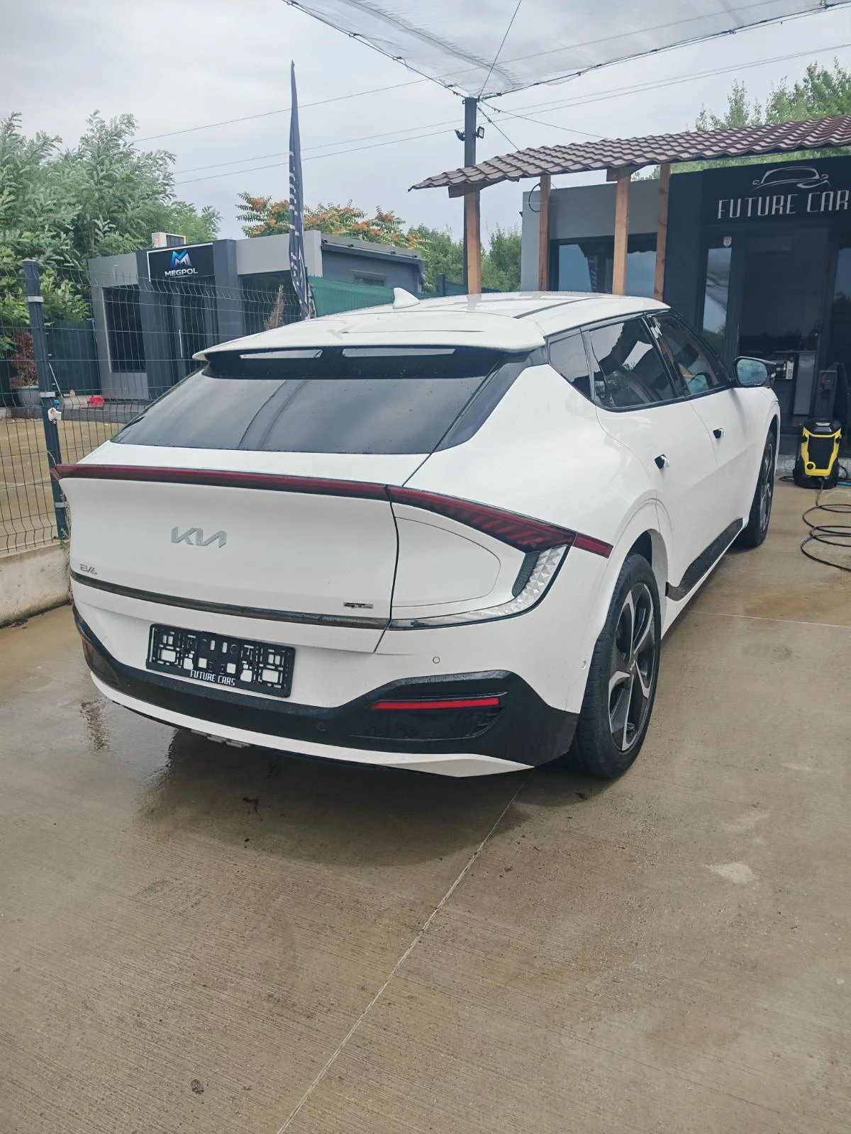 Kia EV6 GT LINE 77.4KWh AWD/MERIDIAN/360CAM/SOH100%, снимка 4 - Автомобили и джипове - 55431342