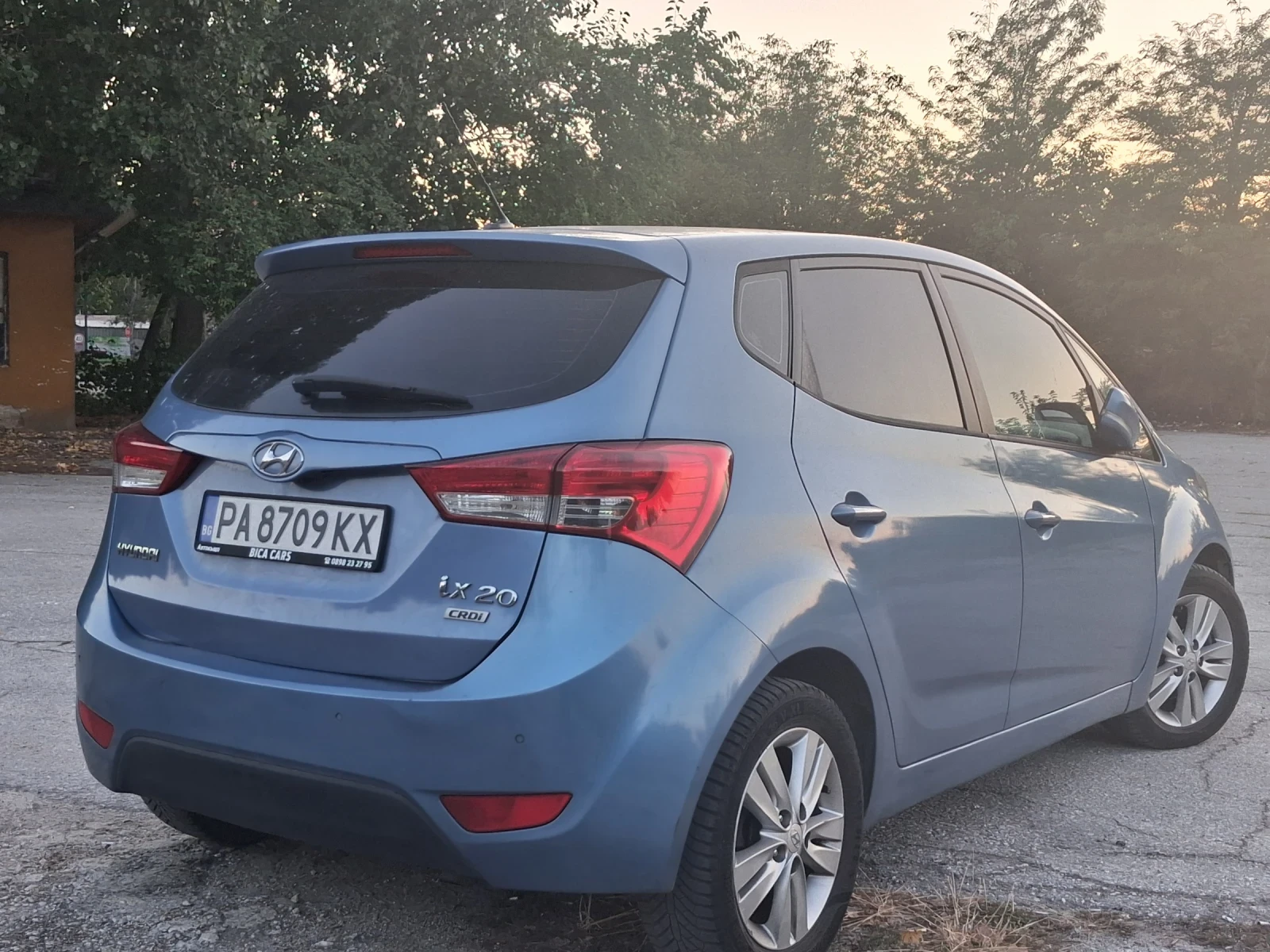 Hyundai Ix20, снимка 5 - Автомобили и джипове - 55688580