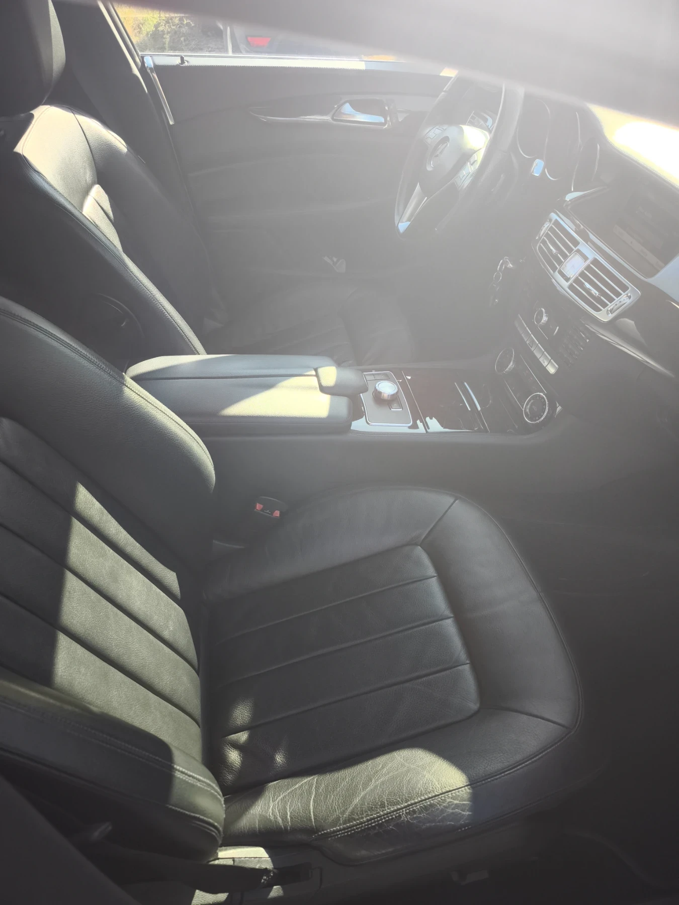 Mercedes-Benz CLS 350 3.5 CDI, снимка 9 - Автомобили и джипове - 56415738