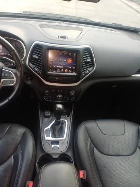 Jeep Cherokee 2.2 JTD, снимка 10