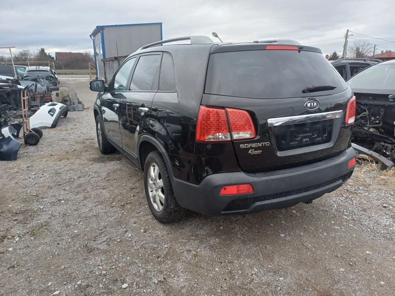 Kia Sorento 2.2crdi-197кс-на части, снимка 4 - Автомобили и джипове - 48197589