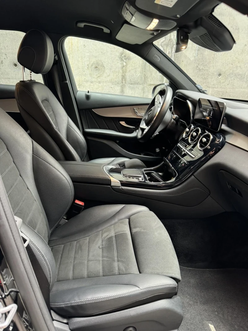 Mercedes-Benz GLC 300 e AMG line/Distronic/ Гаранция, снимка 10 - Автомобили и джипове - 52473122