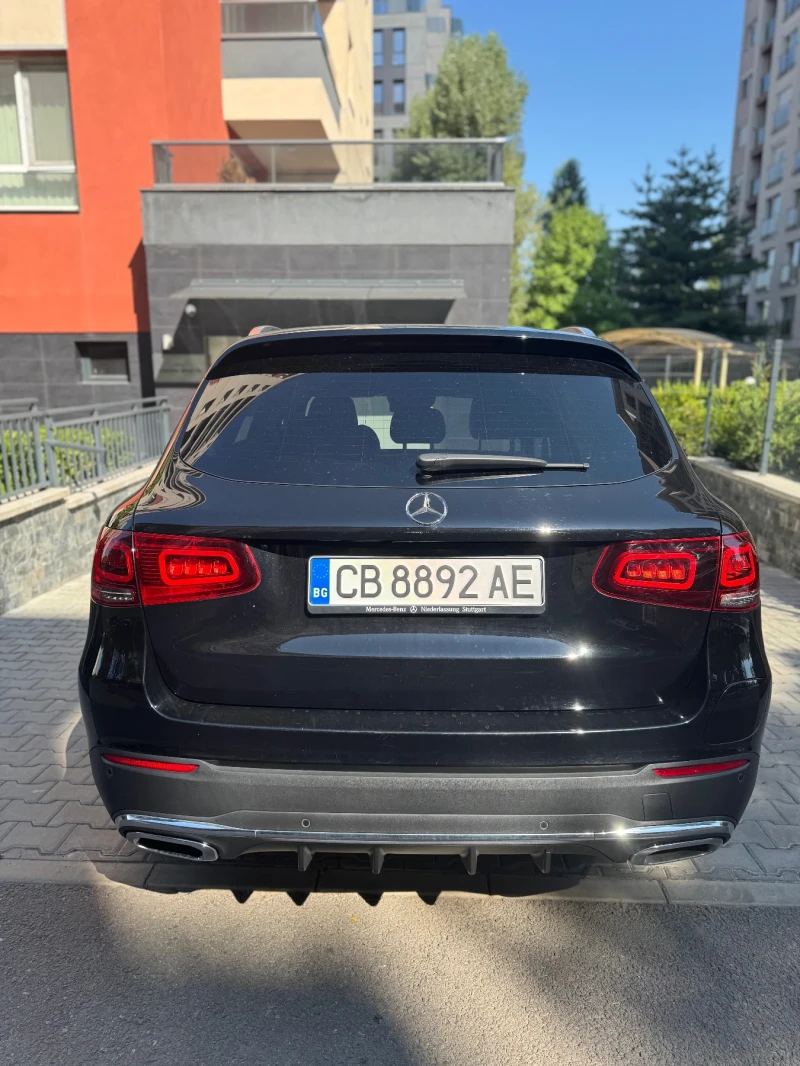 Mercedes-Benz GLC 300 e AMG line/Distronic/ Гаранция, снимка 5 - Автомобили и джипове - 52473122
