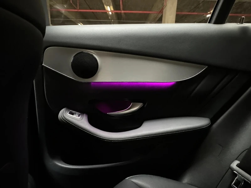 Mercedes-Benz GLC 300 e AMG line/Distronic/ Гаранция, снимка 13 - Автомобили и джипове - 52473122