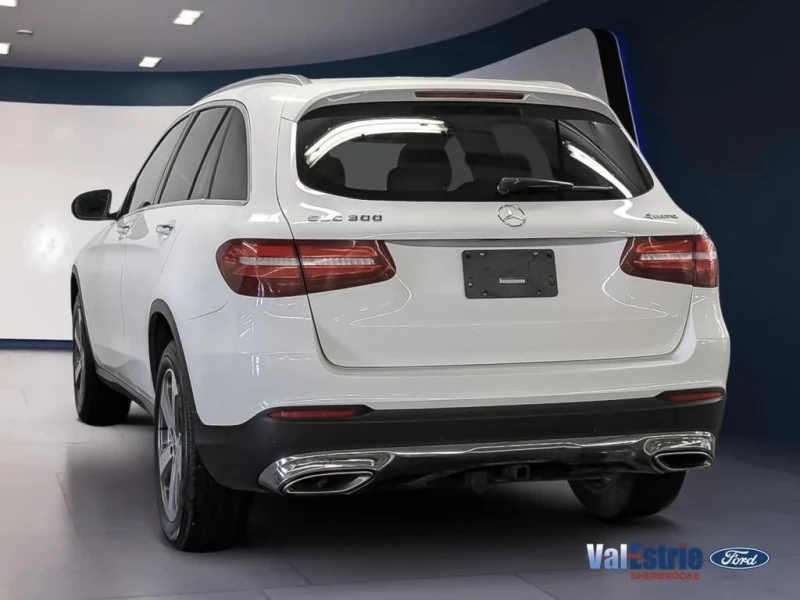 Mercedes-Benz GLC 300 AMG-Панорама, снимка 3 - Автомобили и джипове - 52317709