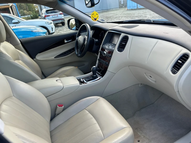 Infiniti QX50 3.7 V6 RWD, снимка 10 - Автомобили и джипове - 52216885