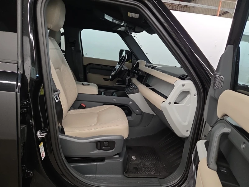 Land Rover Defender 110 S AWD, снимка 15 - Автомобили и джипове - 53170735