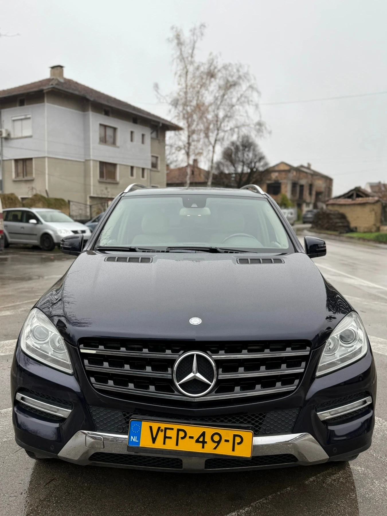 Mercedes-Benz ML 350  - изображение 2