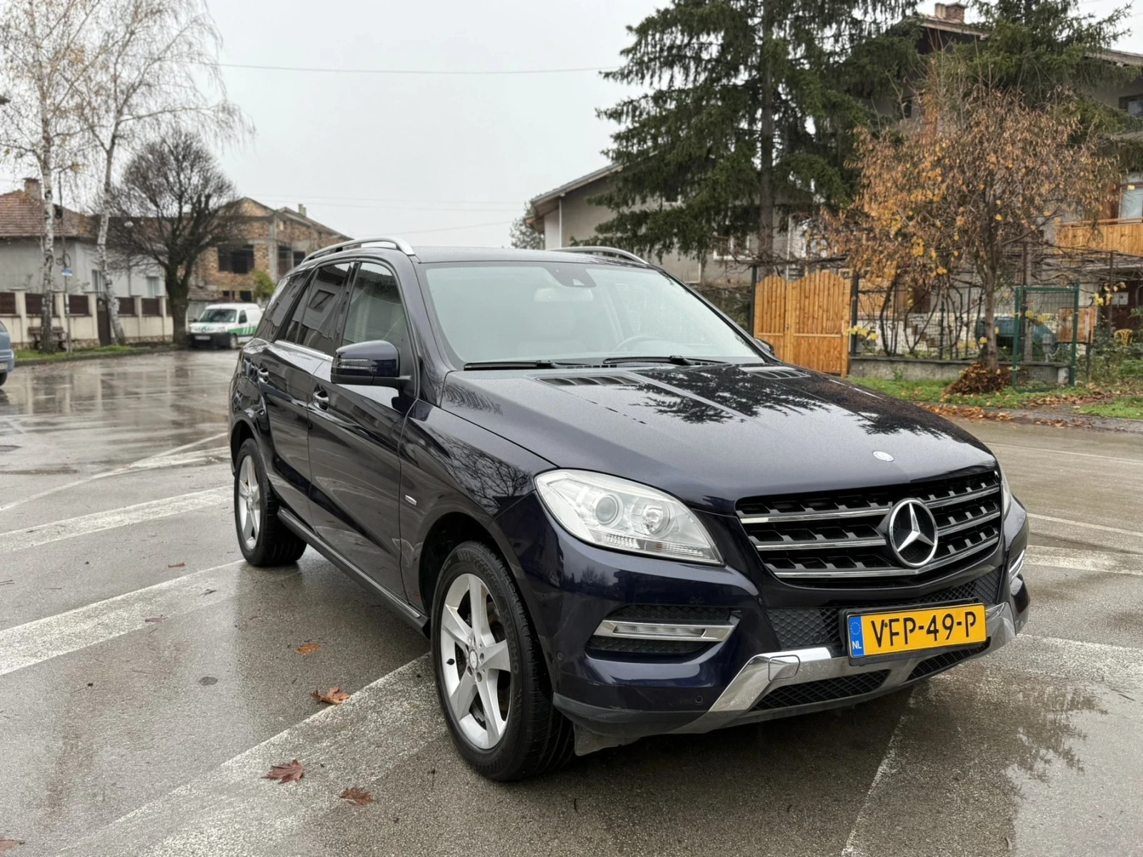 Mercedes-Benz ML 350  - изображение 3