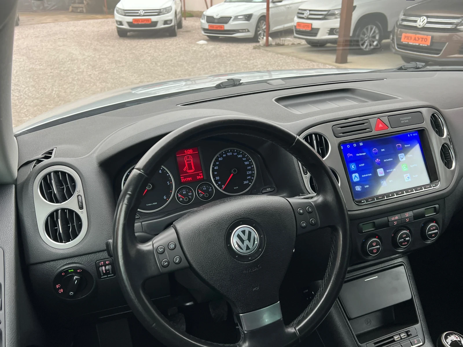 VW Tiguan 2.0TDI* 100%km* 170ks* 6sk* NAVI* MULTI VIOLAN* LI | Mobile.bg � ����������� 11