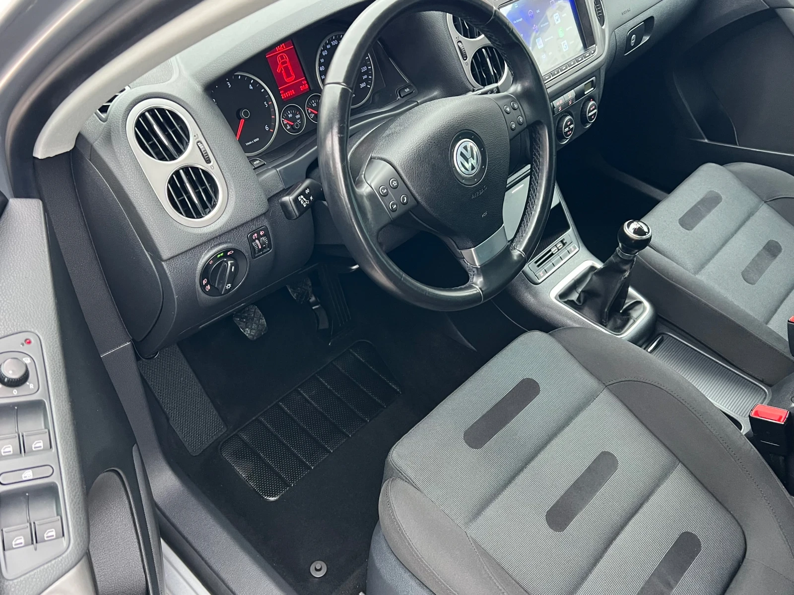 VW Tiguan 2.0TDI* 100%km* 170ks* 6sk* NAVI* MULTI VIOLAN* LI - изображение 4