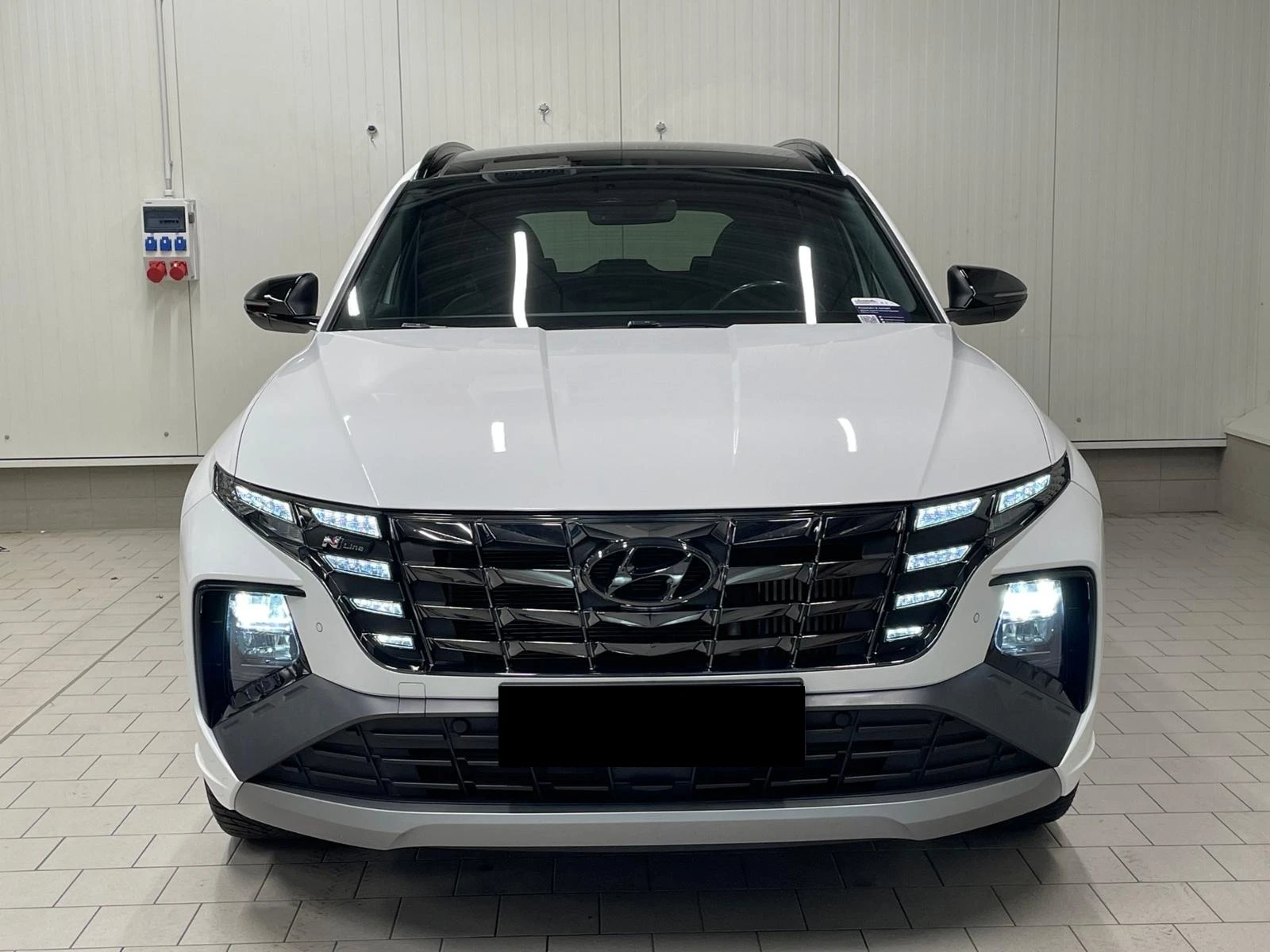 Hyundai Tucson 1.6 HYBRID* N-LINE* LED* DISTR* PANO* CARPLAY*  - изображение 2