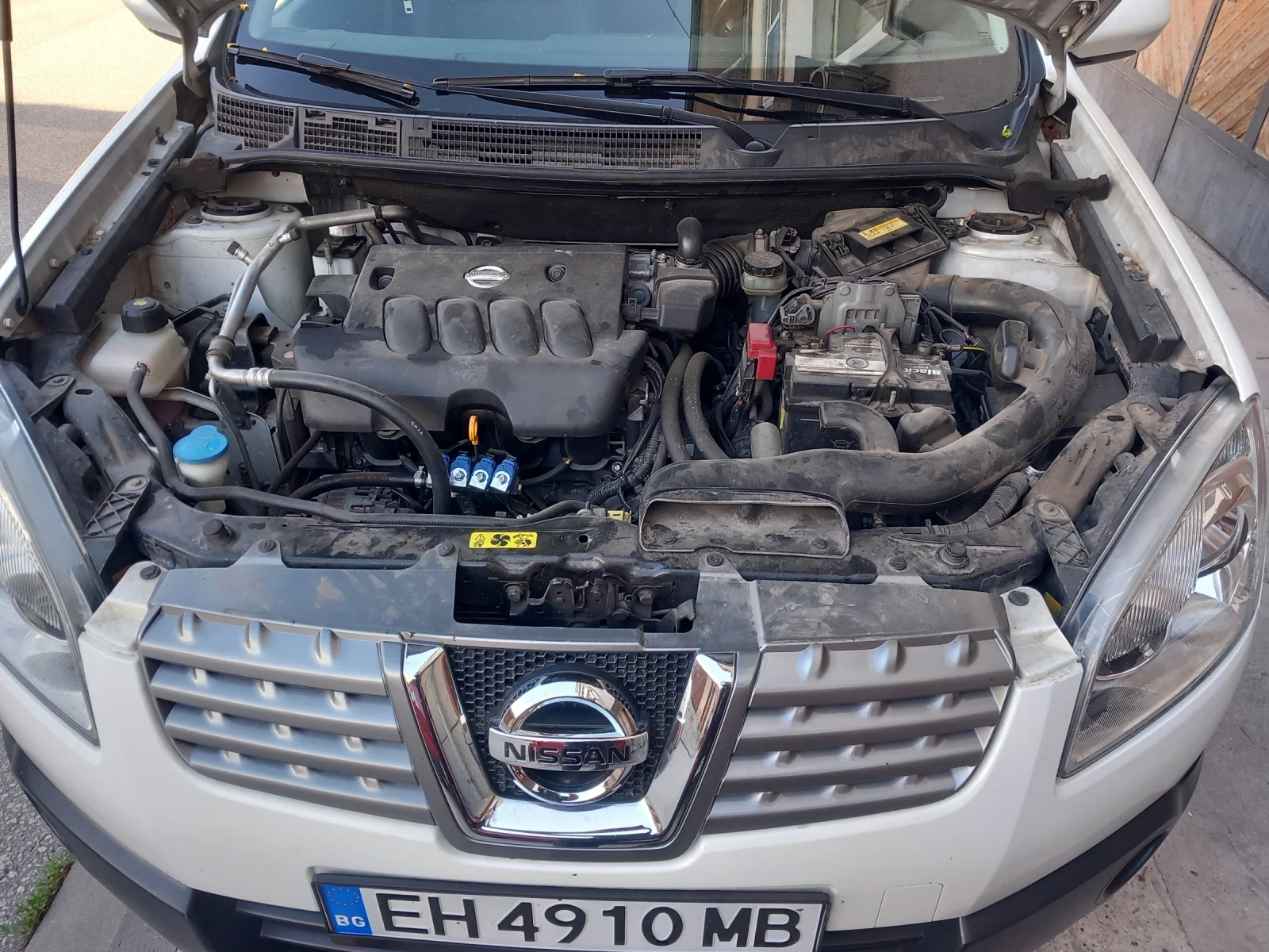 Nissan Qashqai 2.0 4x4 LPG, снимка 6 - Автомобили и джипове - 54556236