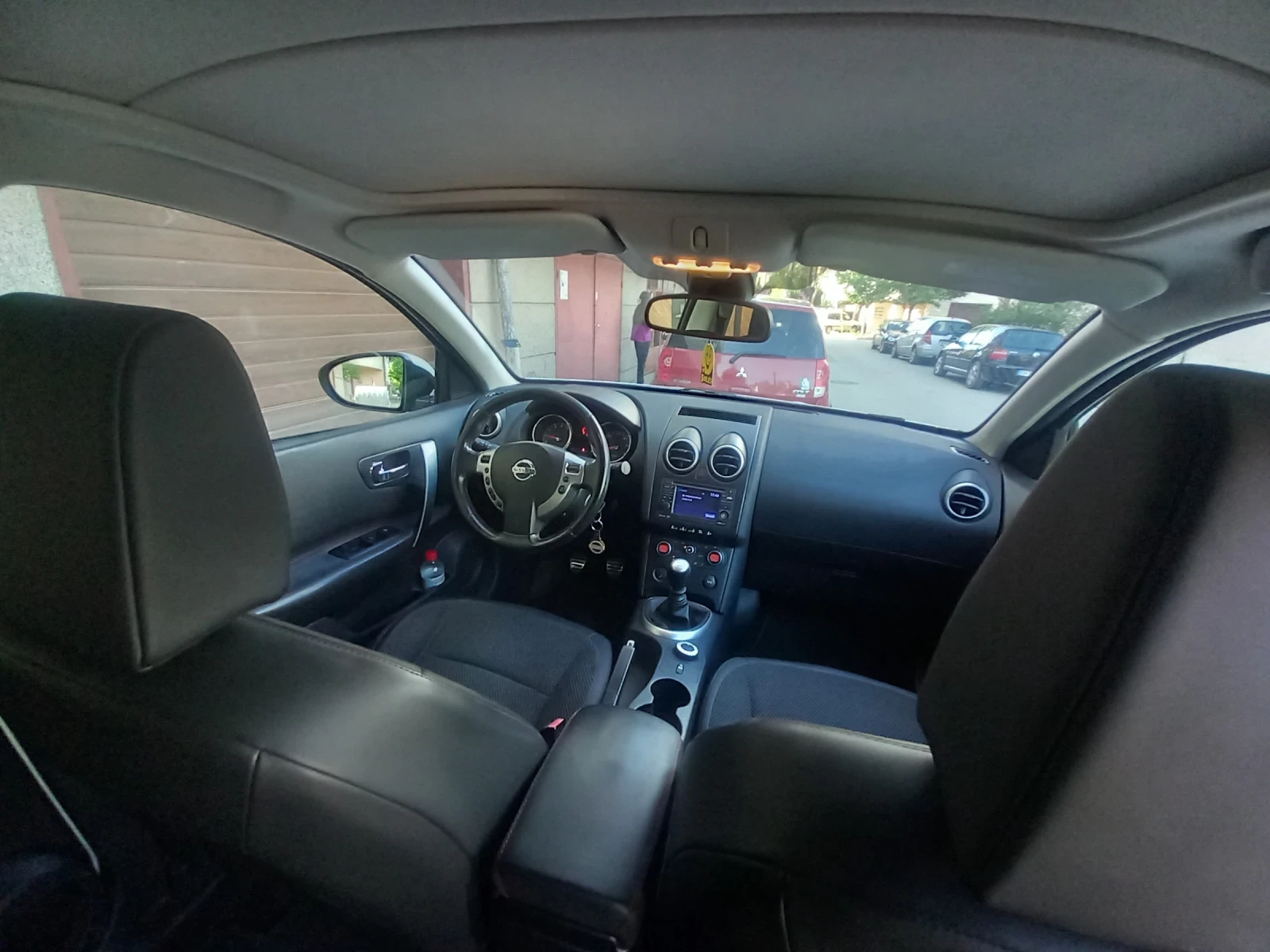 Nissan Qashqai 2.0 4x4 LPG, снимка 11 - Автомобили и джипове - 54556236