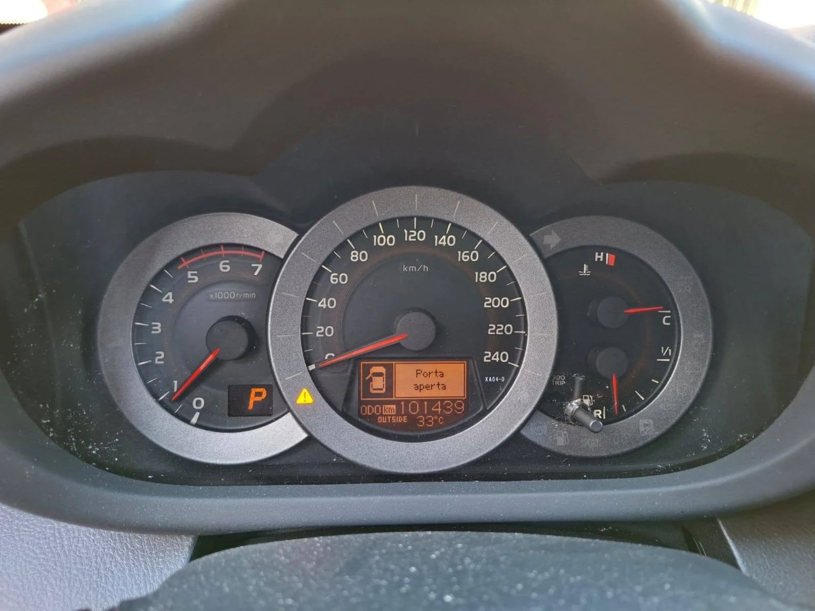 Toyota Rav4 ОЧАКВАН ВНОС/101000 КМ/НЕРАЗЛИЧИМА ОТ НОВА, снимка 12 - Автомобили и джипове - 54905080
