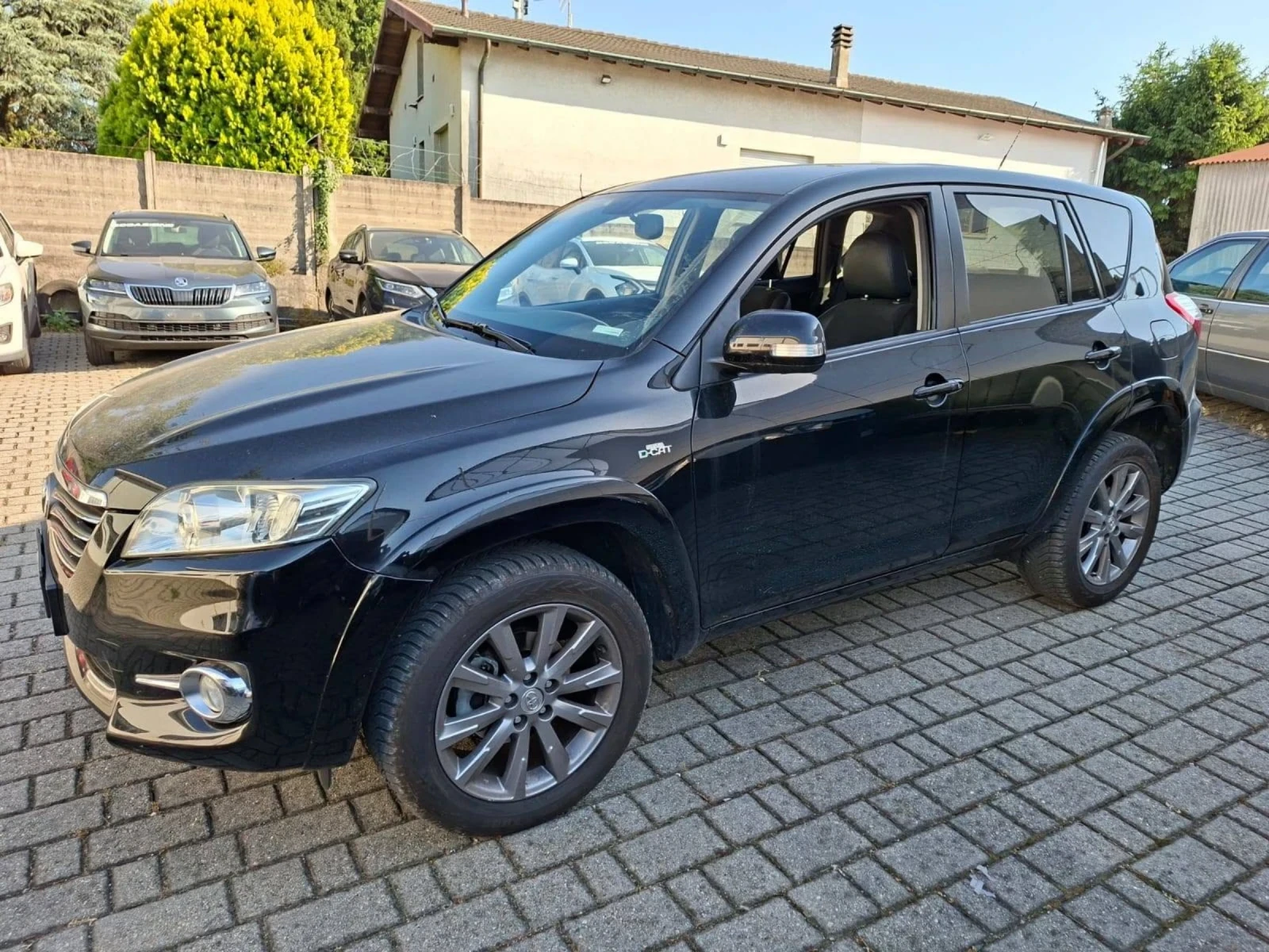 Toyota Rav4 2.2D/150КС/101000 КМ/НЕРАЗЛИЧИМА ОТ НОВА